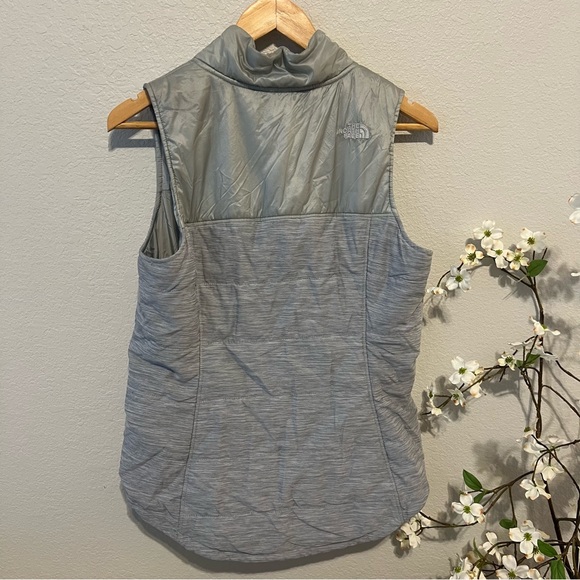 North Face Silver Gray Puffer Vest M - Picture 5 of 7